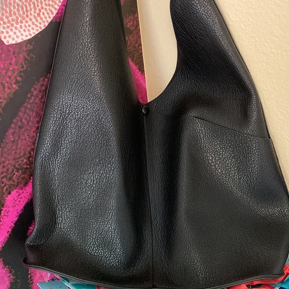 NWOT black faux leather hobo bag - Picture 5 of 6